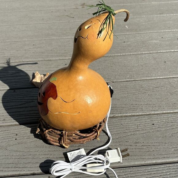 Halloween Gourd Hand Carved Ghost Jack-o-Latern Light - Picture 10 of 16